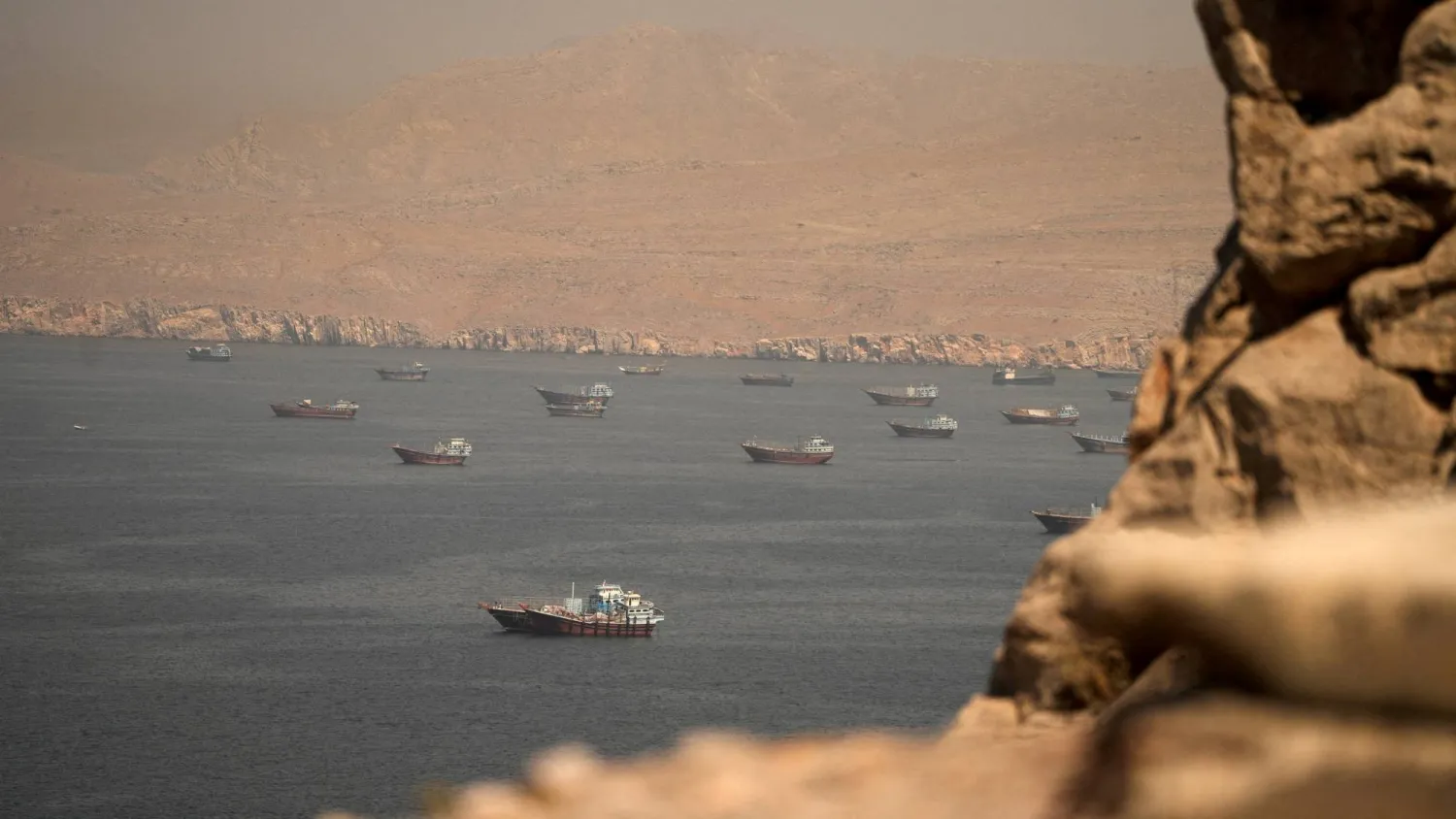US Reimposes Blockade on Iran after Tehran's Attacks on Ships in Strait of Hormuz