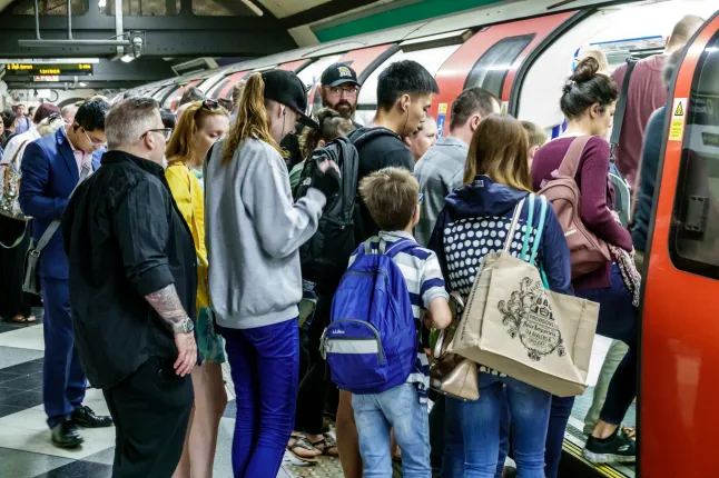 Severe rush hour delays on Tube after points failure in east London