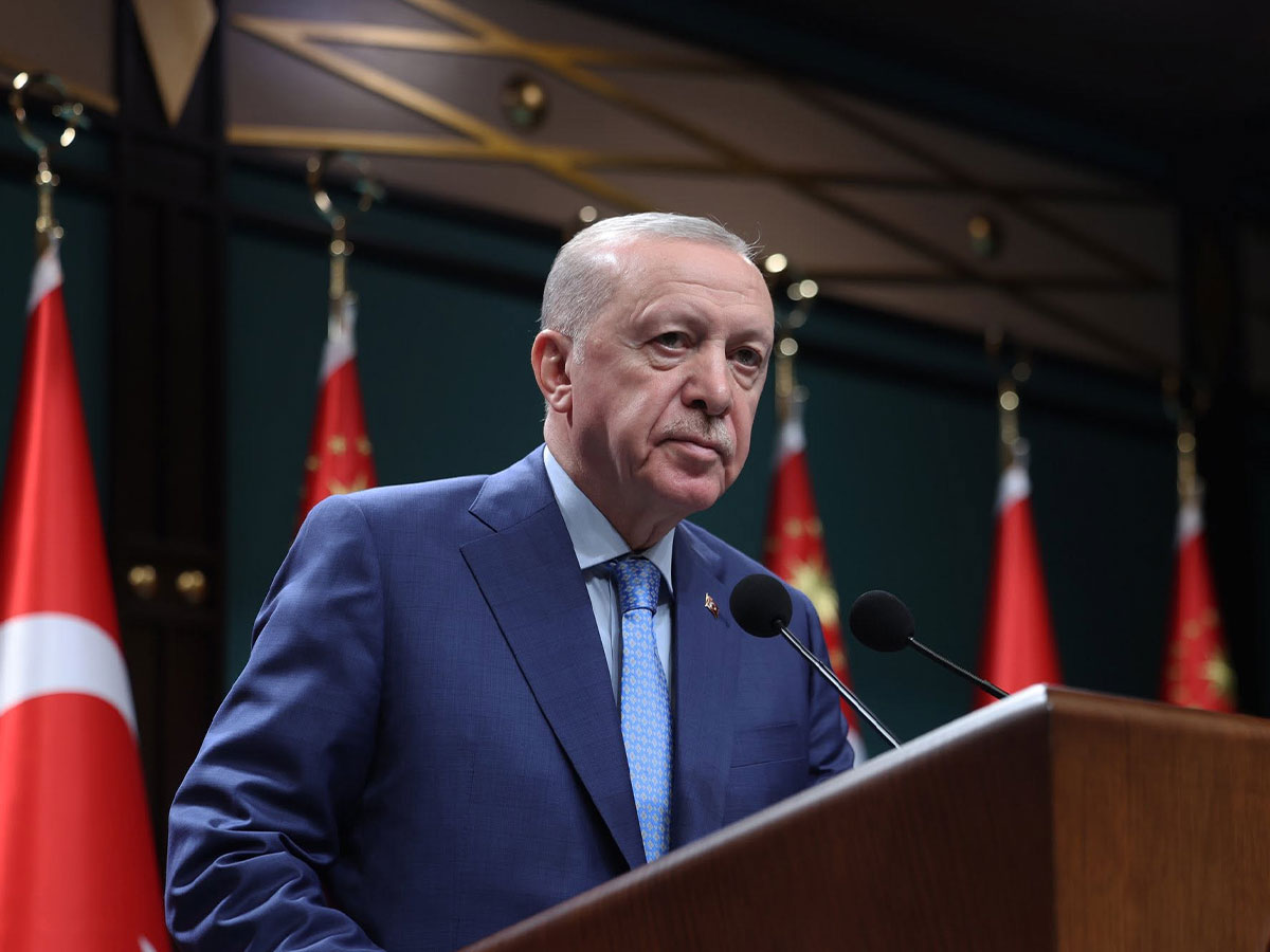 Turkish President Discusses Regional, Global Issues with Latvian Leader, Spanish PM