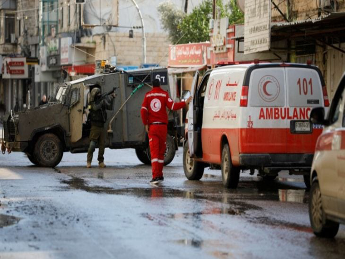 Palestinian Shot, Injured During Colonizer Rampage in West Bank