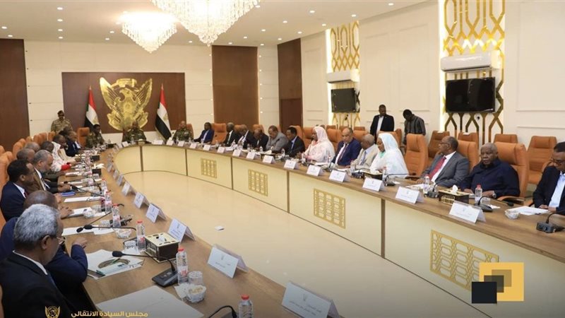Sudanese gov't sets work priorities after return to Khartoum