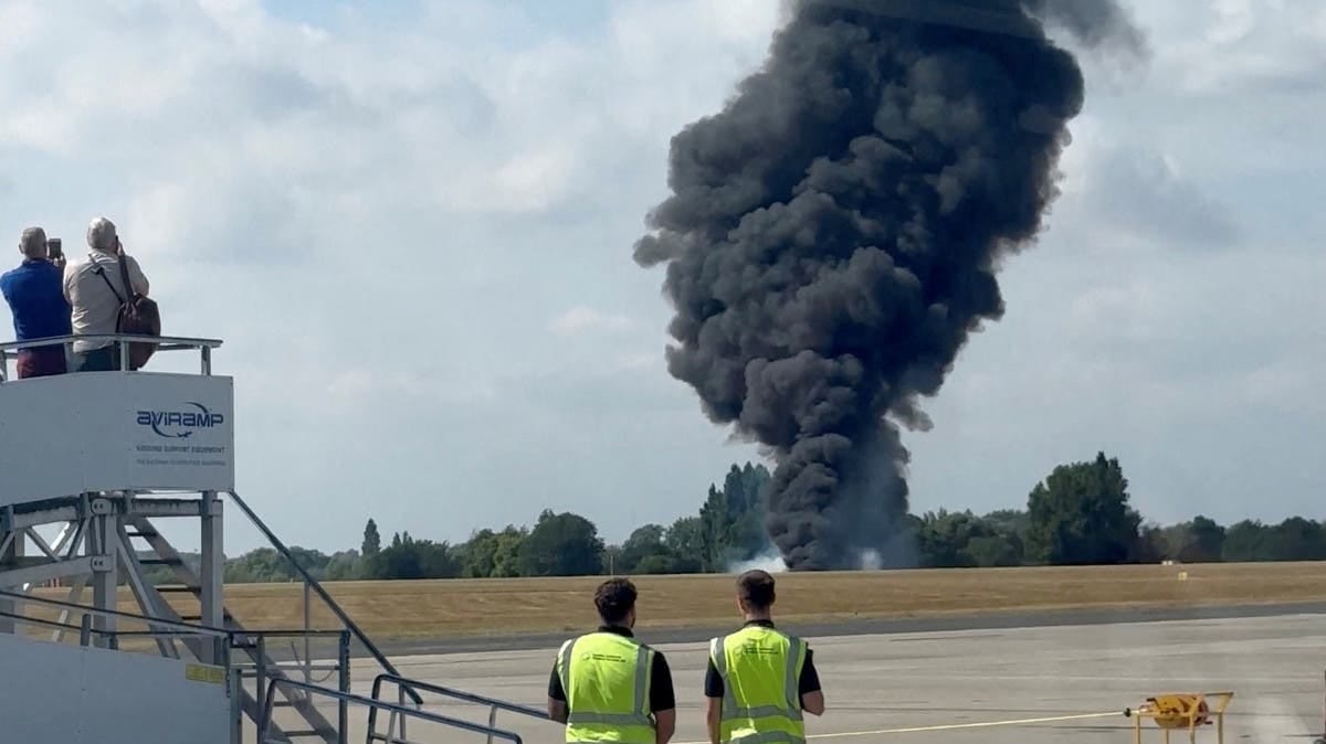 4 killed in London Southend Airport crash thought to be foreign nationals: police