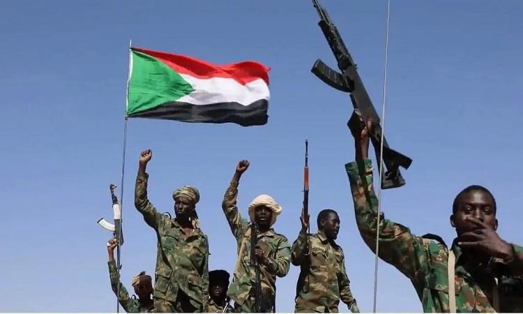 Sudanese army says retakes key military bases in El Fasher