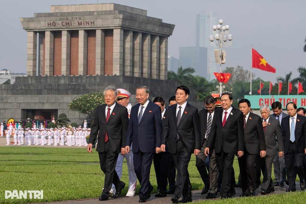 Vietnam's National Election Council announces 864 candidates for new parliamentary term