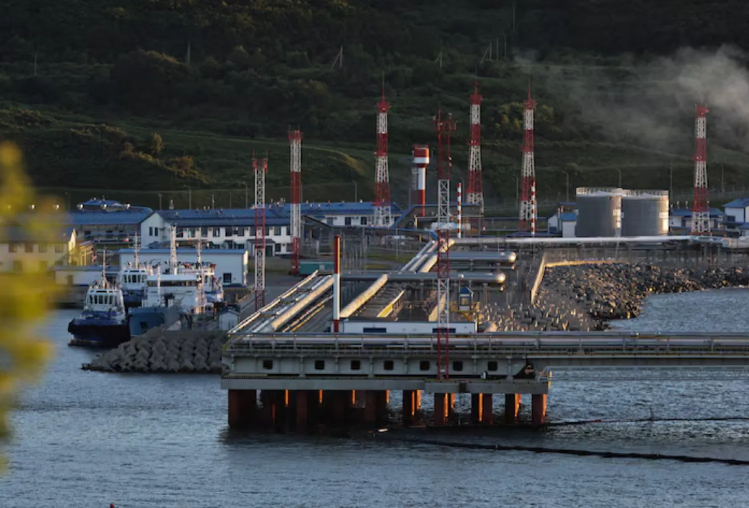 Oil Retreats as US and China Growth Concerns Weigh