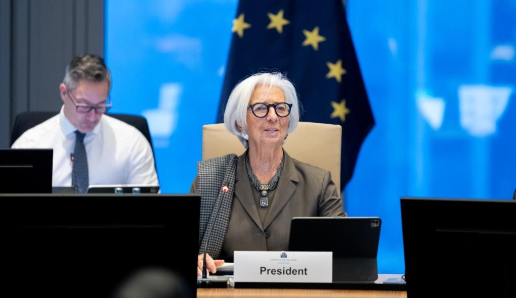 ECB holds interest rates steady