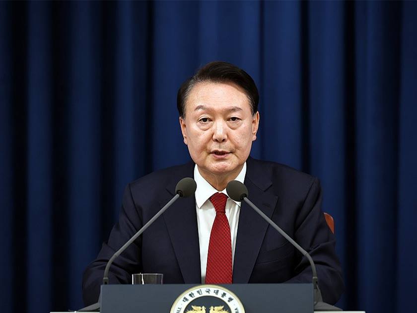 S. Korean President Fails to Appear for Questioning over Martial Law