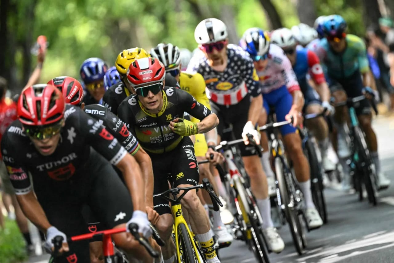 2 dead, 6 injured in Rwanda cycling race accident