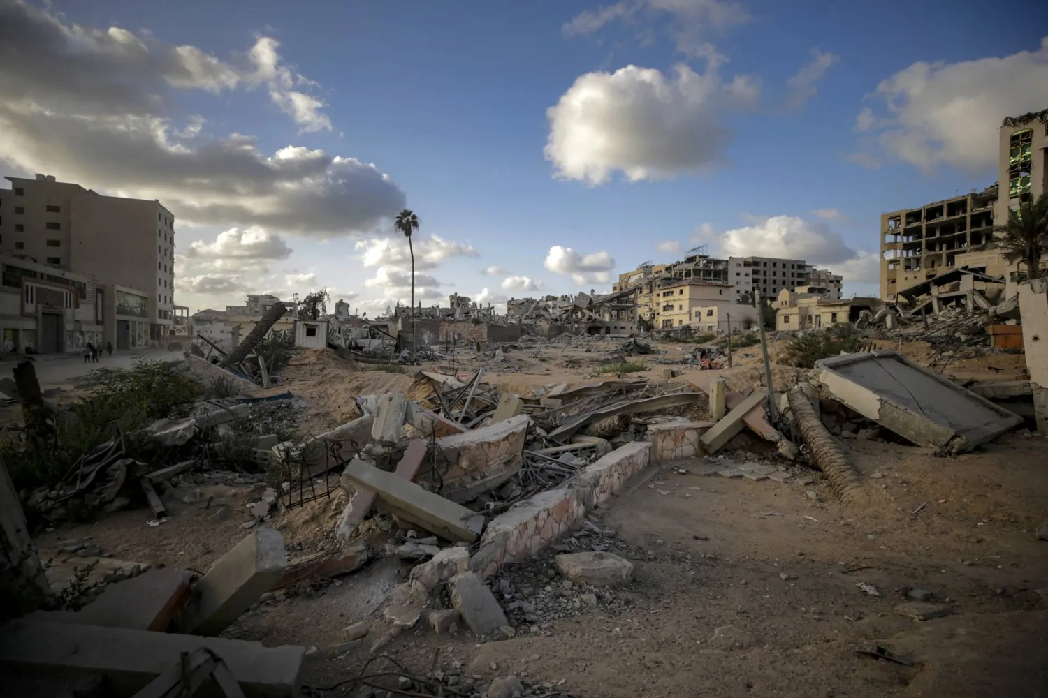Talks Begin in Egypt on Trump Plan to End Gaza War