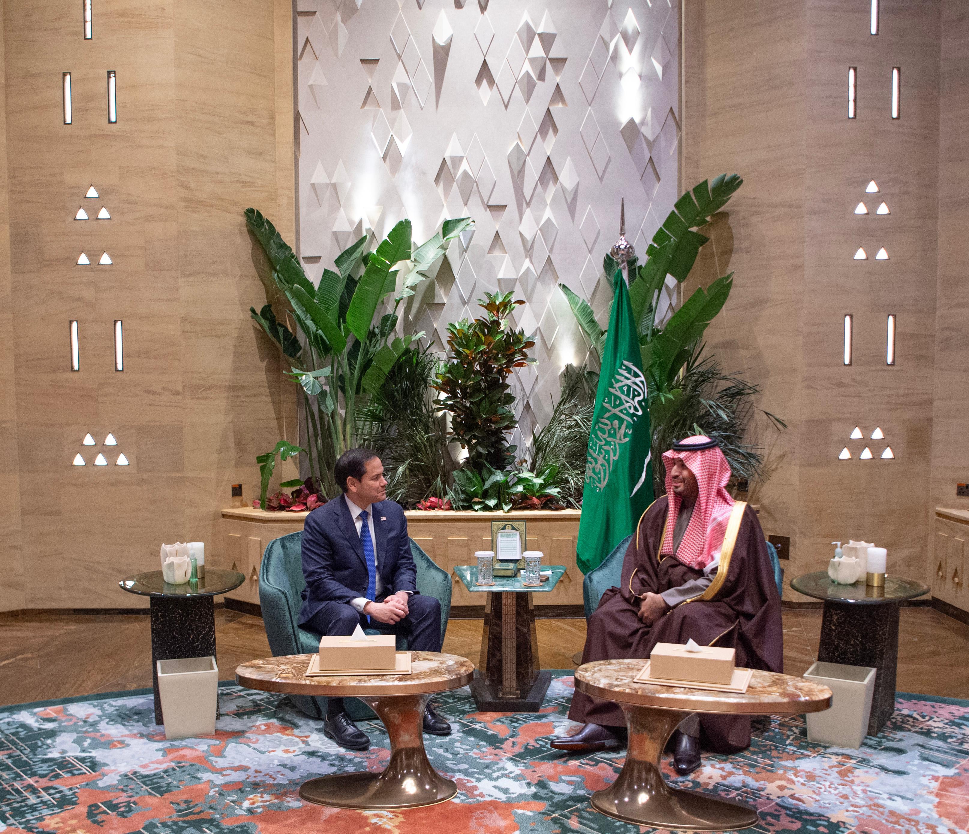 Saudi Crown Prince, US Secretary of State Discuss Regional and Int. Developments