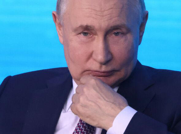 'Vladimir Putin hates the West - fight him or you will also be at risk like Ukraine
