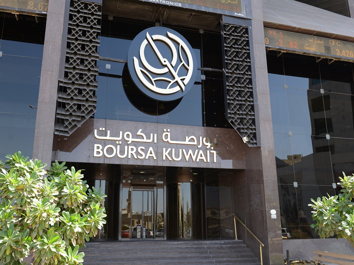 Kuwait Bourse Closes Higher