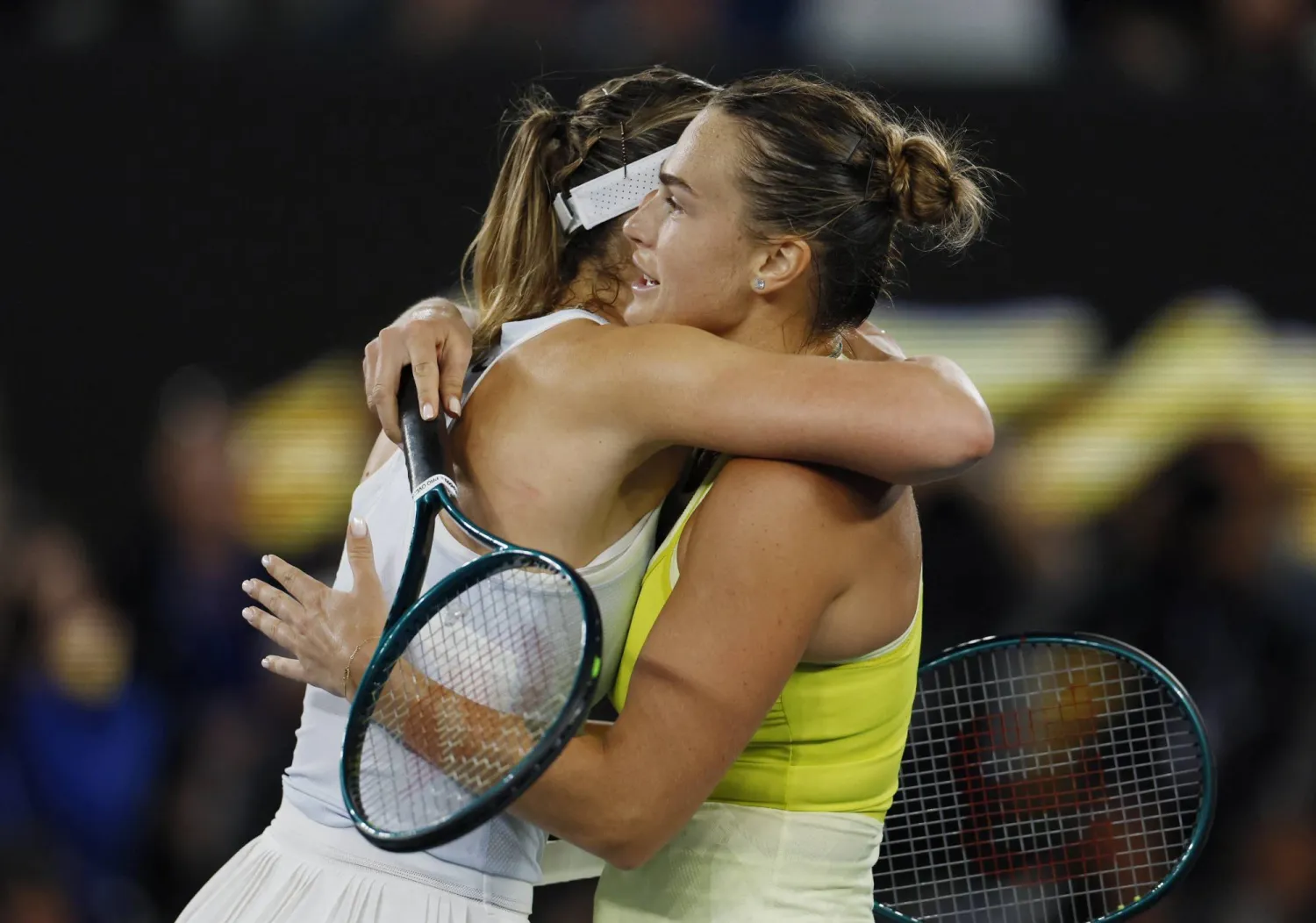 Sabalenka Overpowers Badosa to Near 3rd Consecutive Melbourne Title