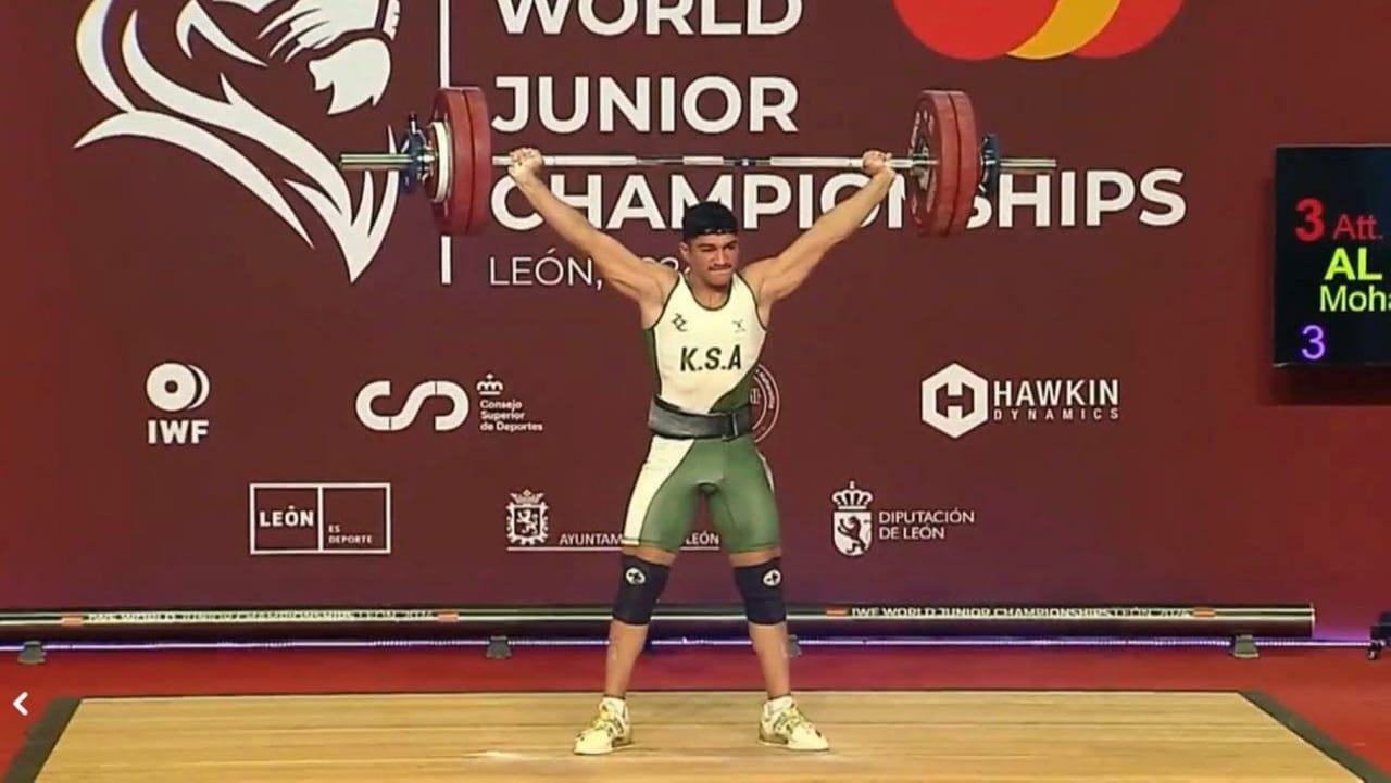 Uzbekistan lifter dominates men's 110kg with two world records at IWF World Championships