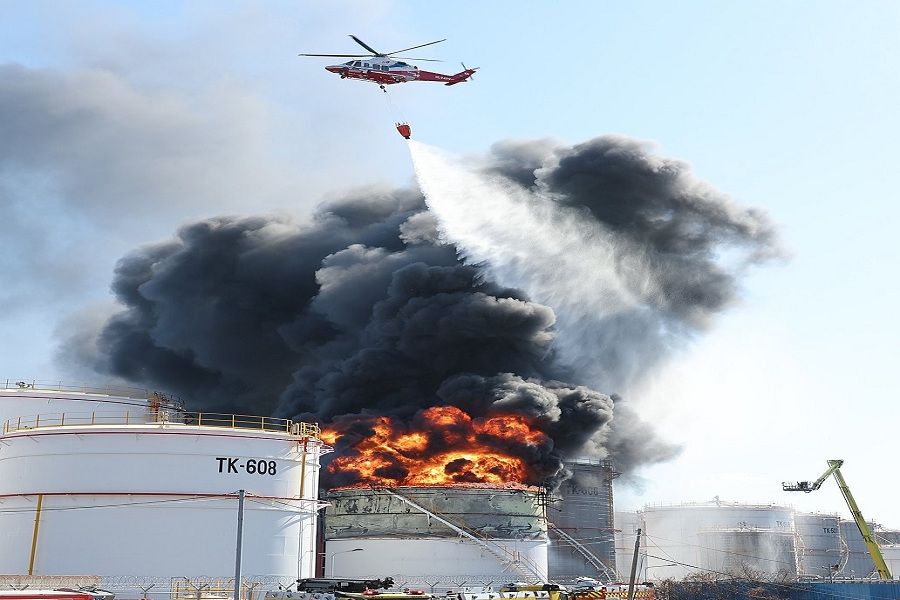 Fire breaks out after oil tank explosion in S. Korea