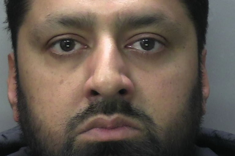 First photos of London gang who cloned £1m worth of stolen cars and sold them to dealerships