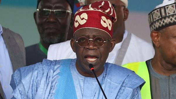 Nigerian president embarks on historic state visit to Britain