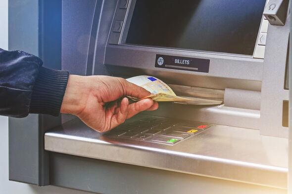 ‘Cash' warning issued to UK tourists going to France this summer 'at all times'