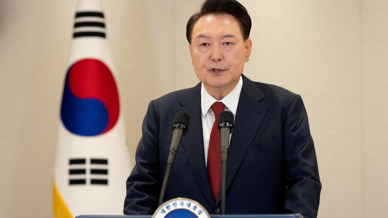Seoul court issues warrant to arrest former South Korean President Yoon Suk-yeol: Yonhap