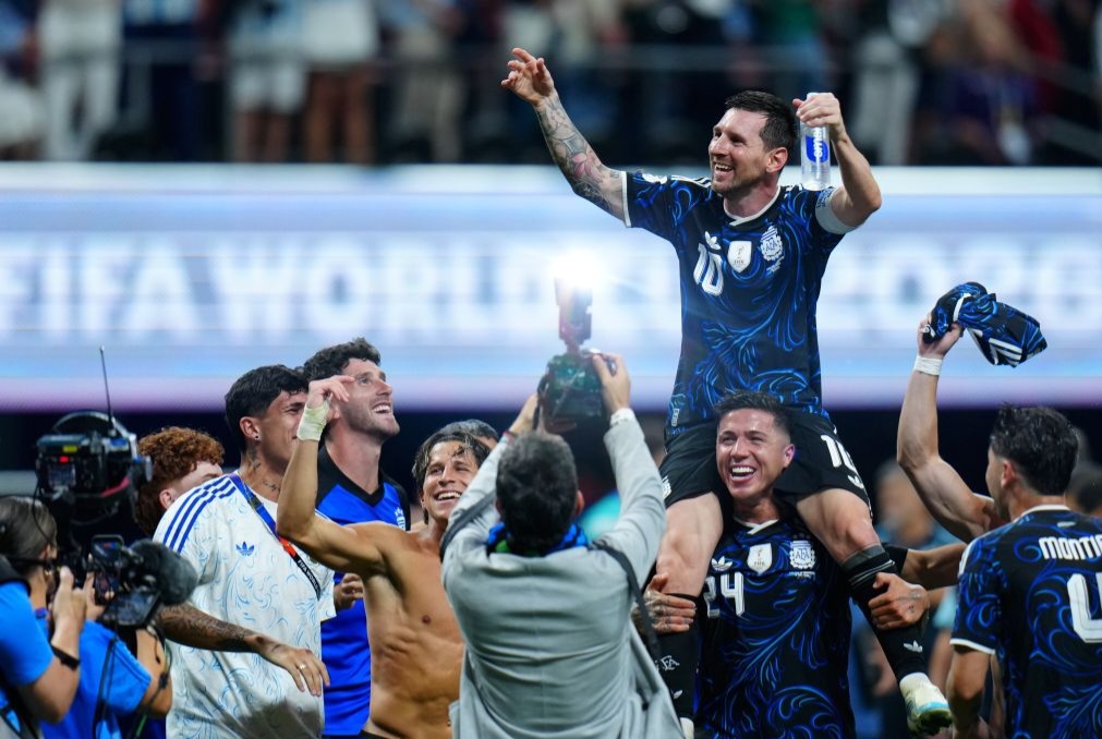 Martinez sends Argentina into World Cup final