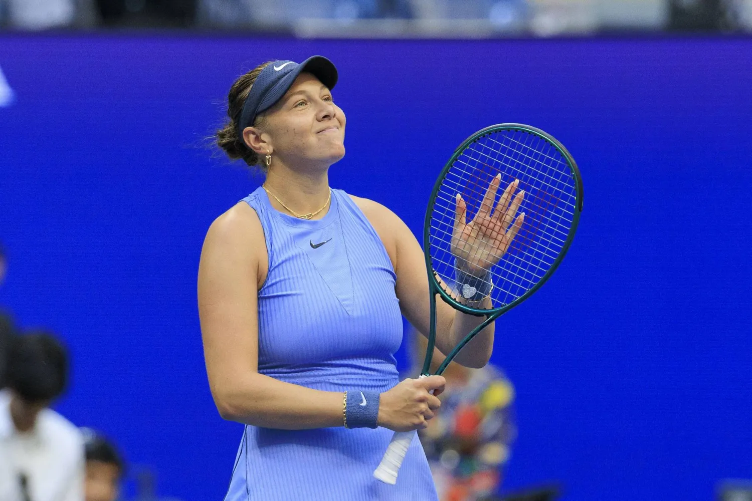 Anisimova Stuns Second Seed Swiatek to Make US Open Last Four