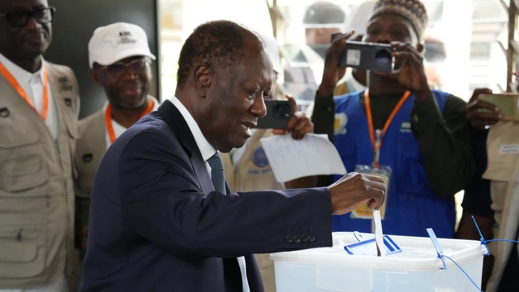 Cote d'Ivoire holds calm presidential election amid political tensions