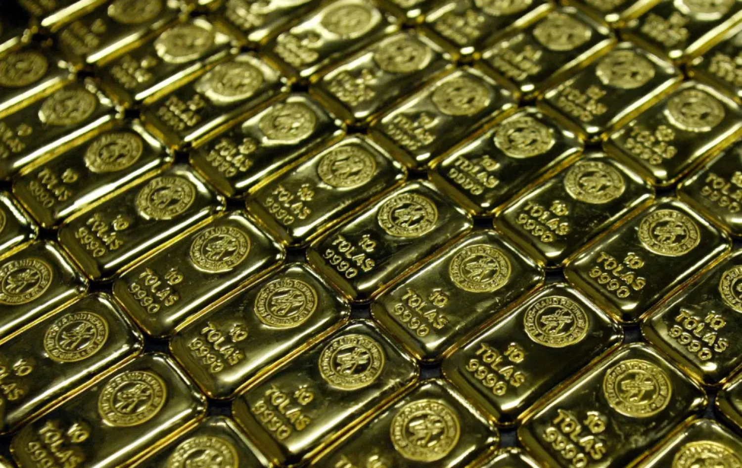 Gold Hits One-month High as Prospects for Fed Cuts Rise on Softer US Inflation Data