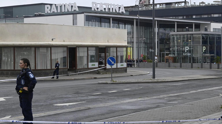 Several people stabbed at shopping centre in Finland