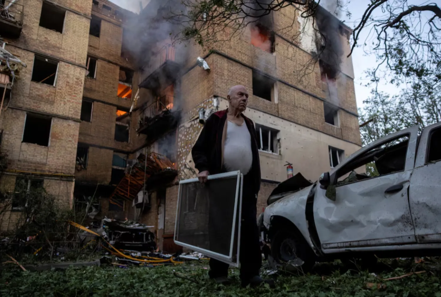 Russian Forces Hit Ukrainian Troops in Sumy Region with Iskander Missile