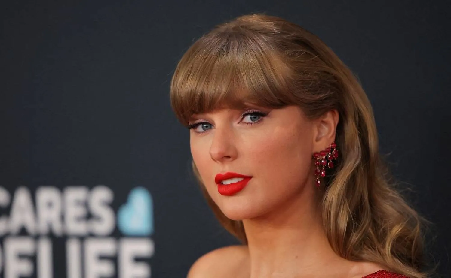 Taylor Swift Announces 12th Studio Album, ‘The Life of a Showgirl’ 
