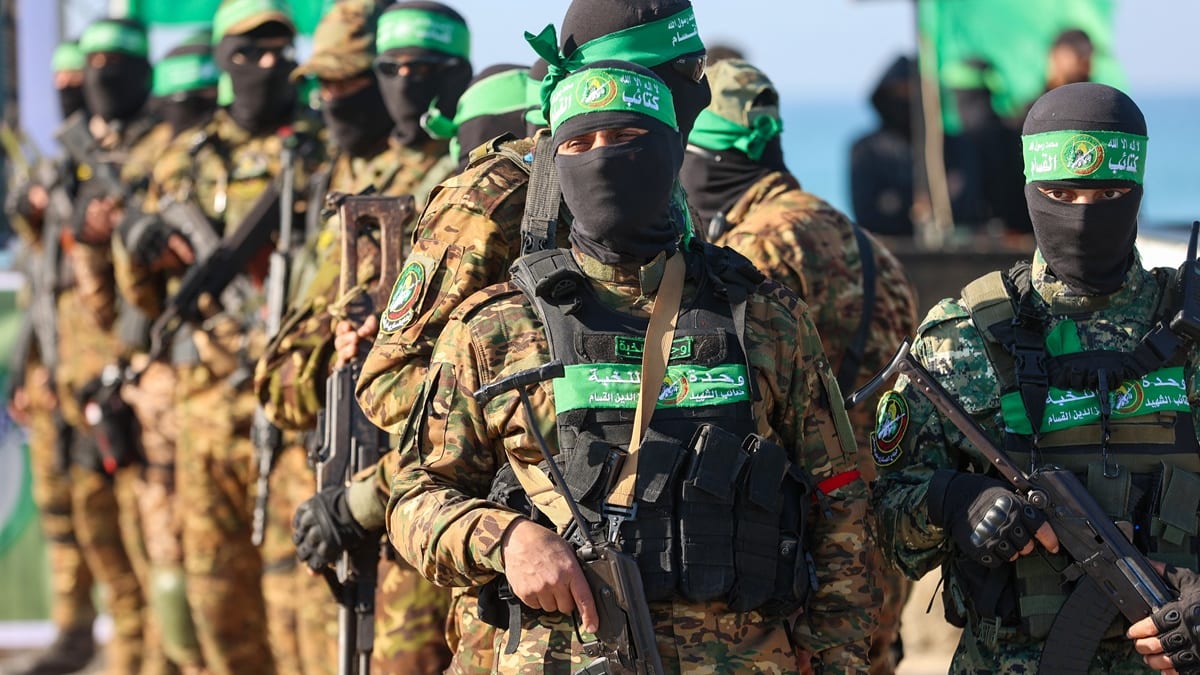 Hamas says to give up weapons "if occupation ends"
