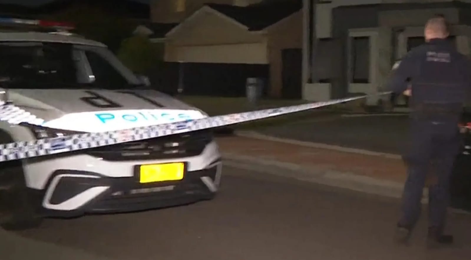 Early morning shootings target 2 homes in Western Sydney