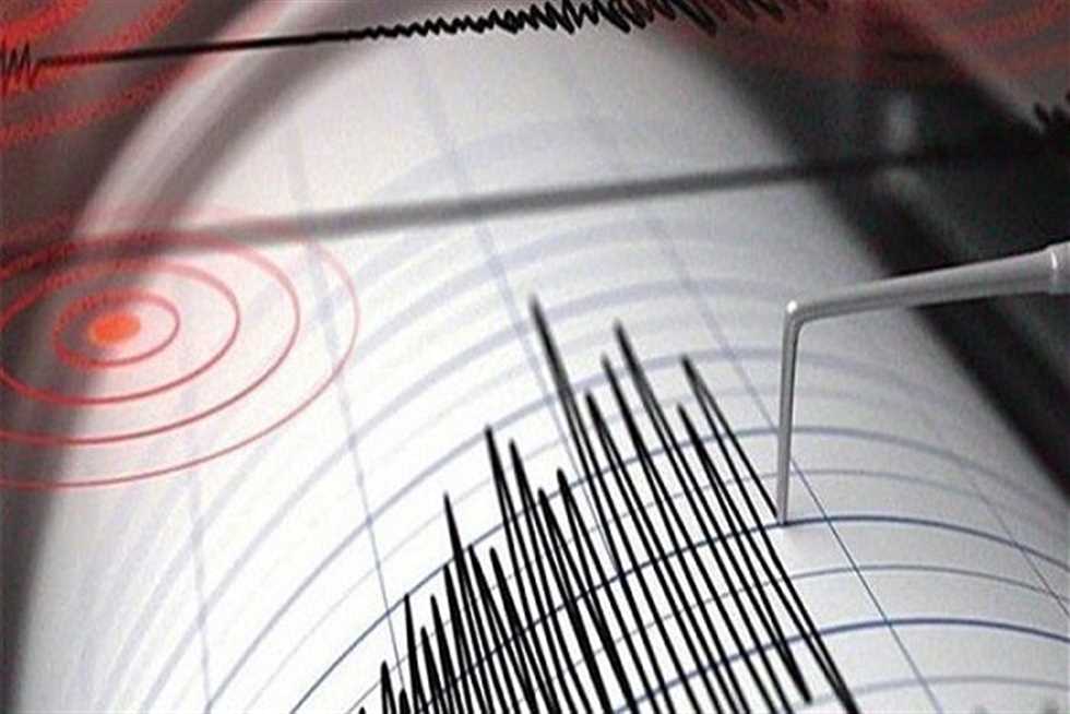 7.6-magnitude quake hits Drake Passage