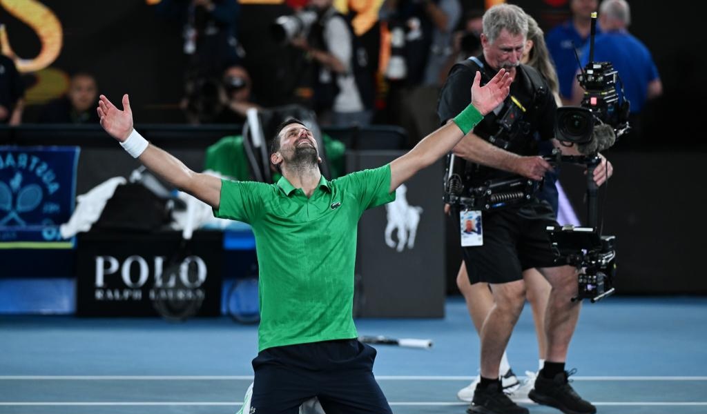 Djokovic outlasts Sinner in 5-set Australian Open semifinal epic