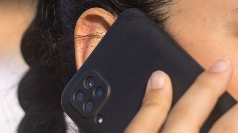 German mobile phone users to troubleshoot last coverage dead spots