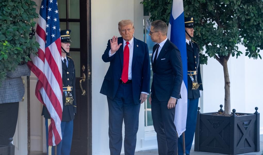 Trump suggests expelling Spain from NATO