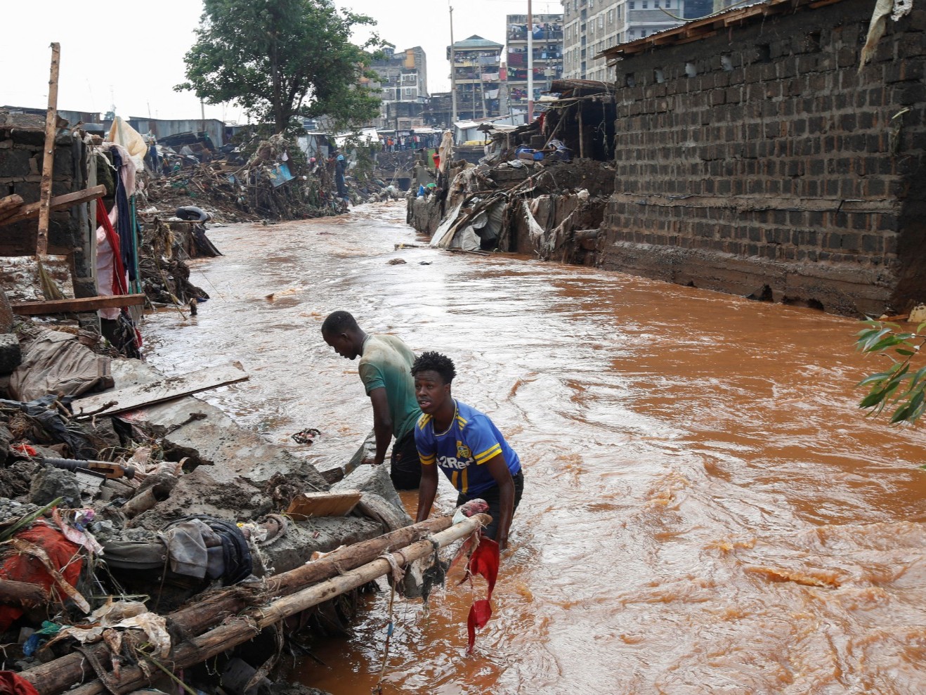Flash floods kill at least 10 in Kenya amid heavy downpours