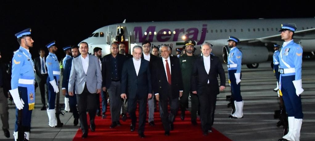 Iranian delegation led by FM arrives in Islamabad for talks