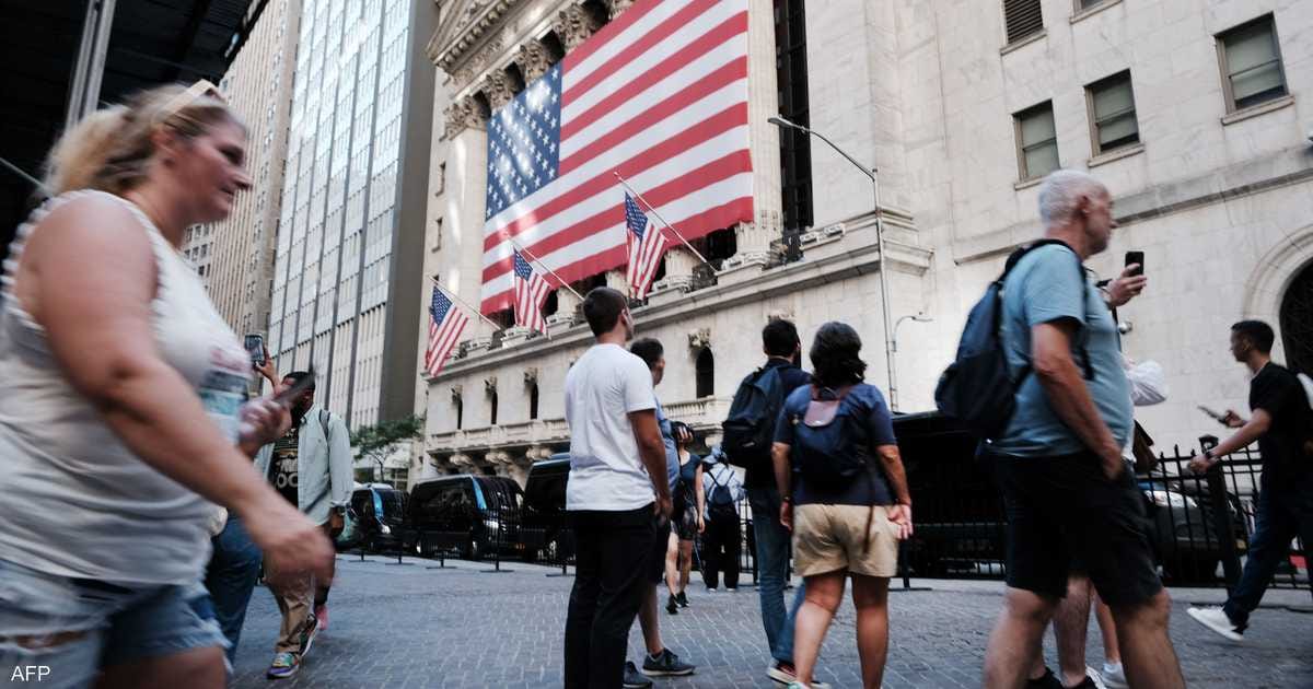 U.S. new jobless applications drop in week ending July 5