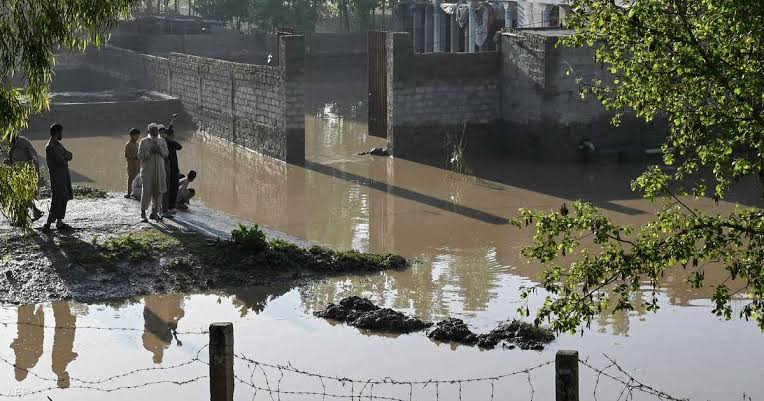 Monsoon rains leave 266 dead, 633 injured across Pakistan over past month