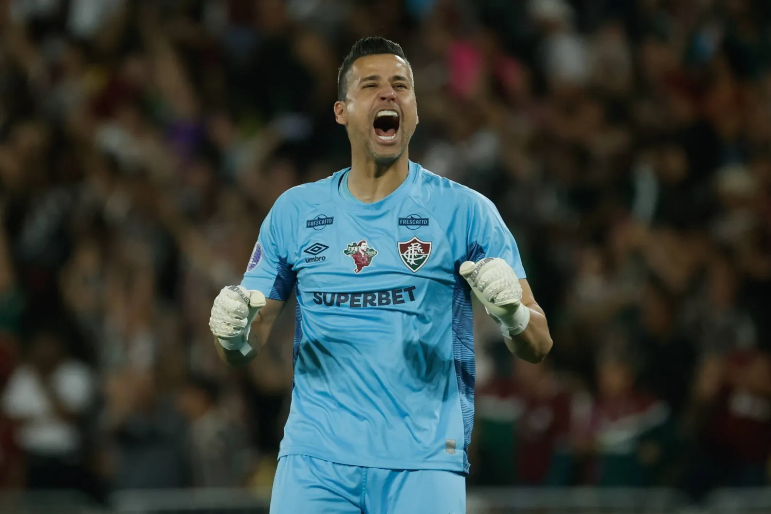 Brazilian Goalkeeper Fabio Claims World Record for Most Games