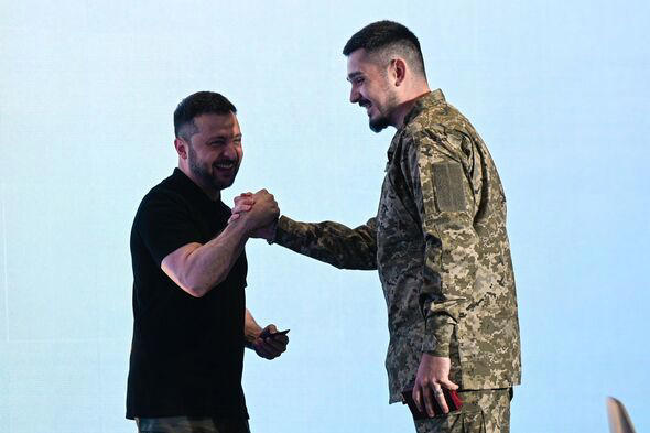 Zelensky shows Putin the 3D printed bomb Ukraine will soon bring to the battlefield