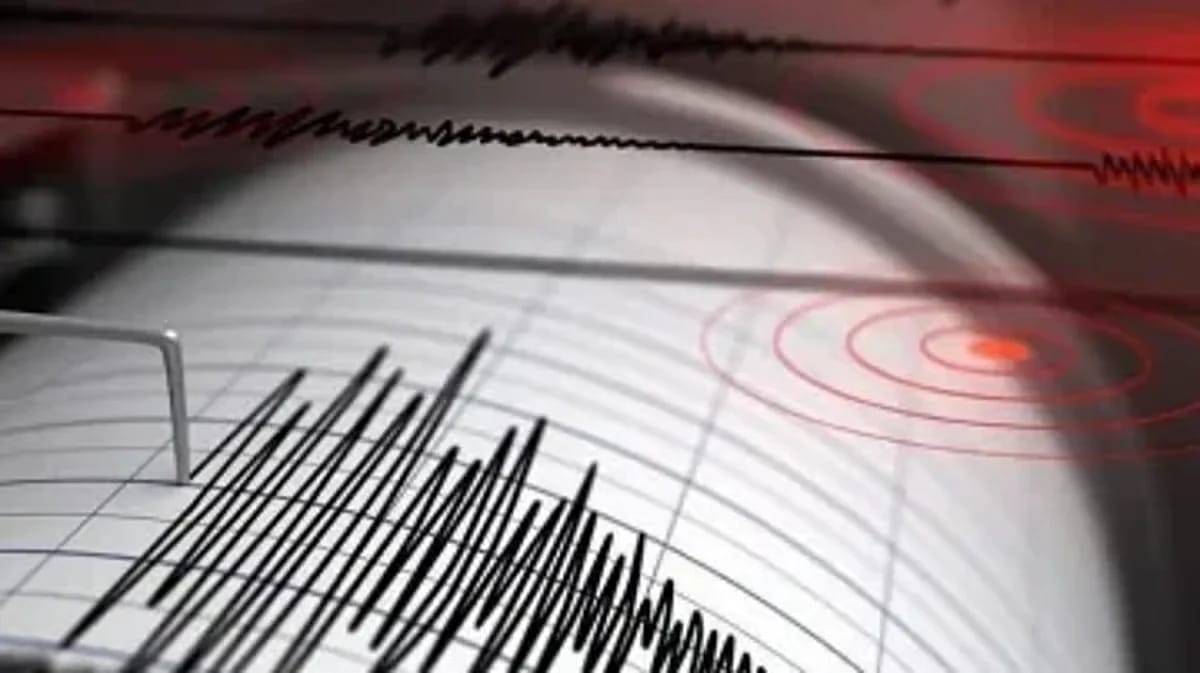 5.8-magnitude quake hits Negros, Philippines 