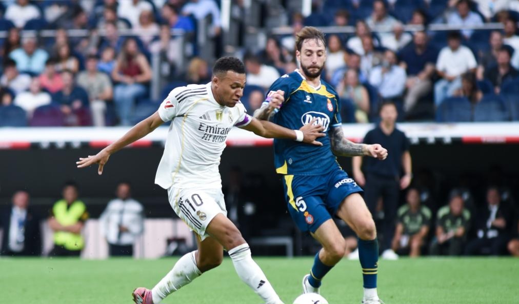 Real Madrid makes it five wins from five as Villarreal, Valencia also win in La Liga