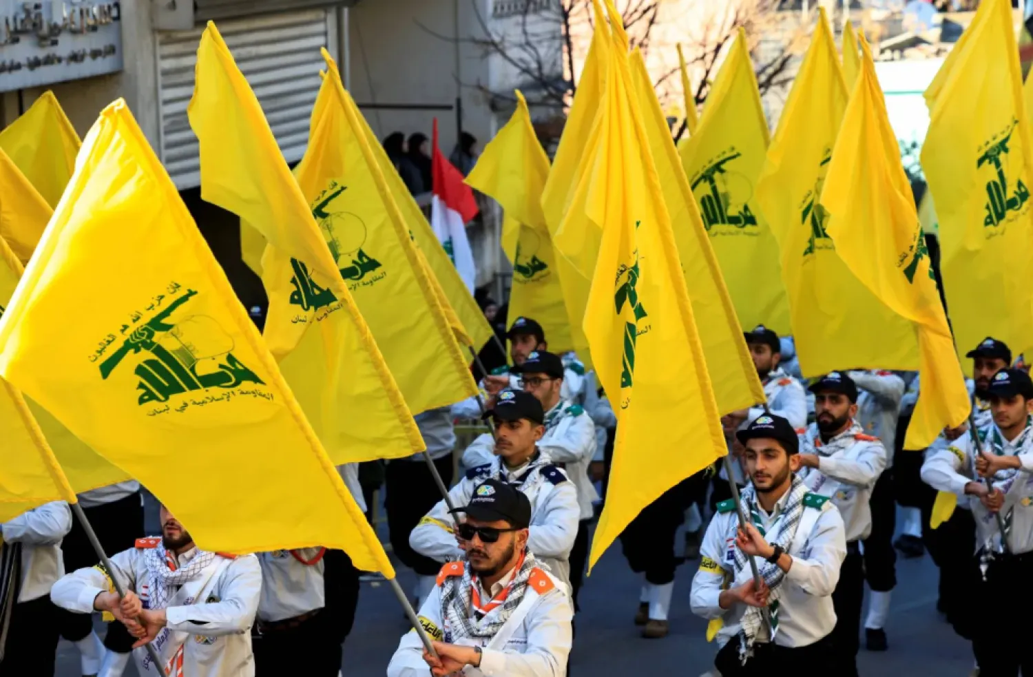 Hezbollah Condemns US Strikes against Yemen, Stresses Solidarity