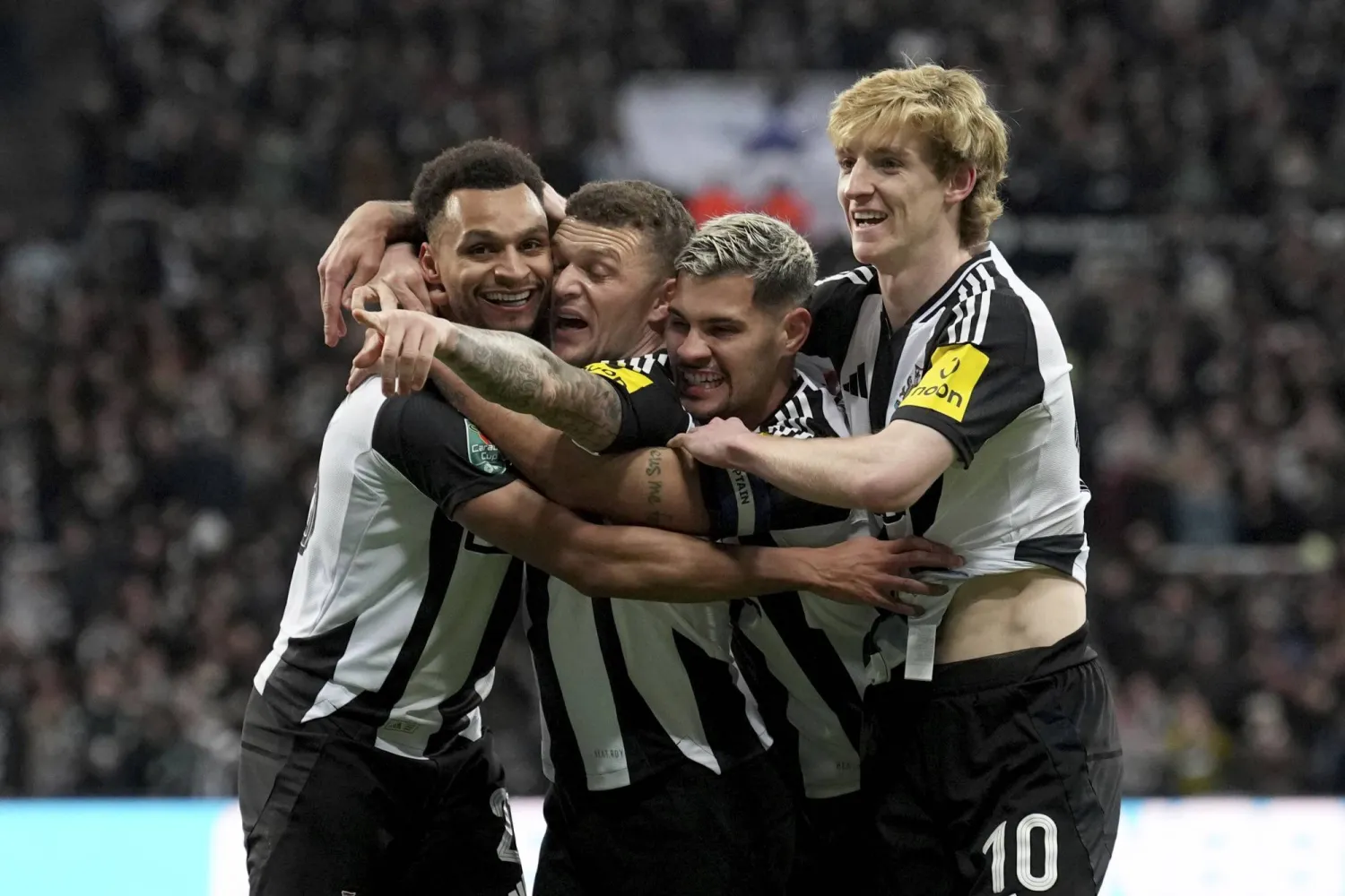  Newcastle Beats Arsenal and Back in League Cup FinalA