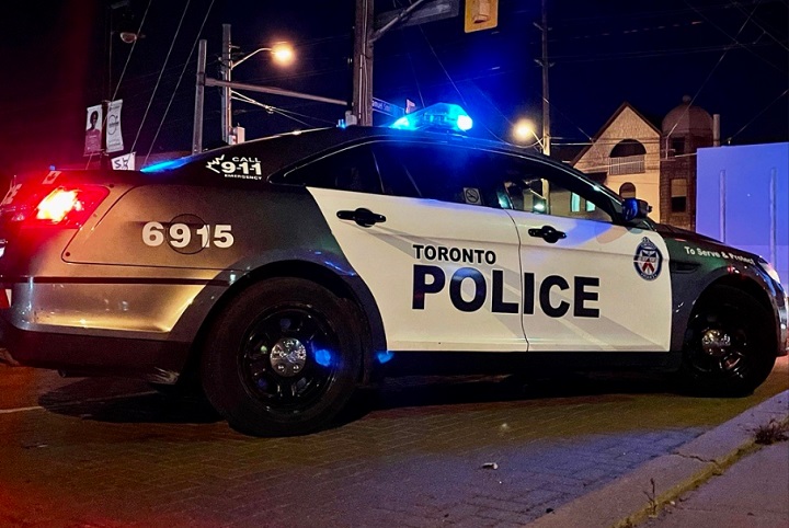 1 dead, 2 injured in suspected gangland shooting at Starbucks in Canada