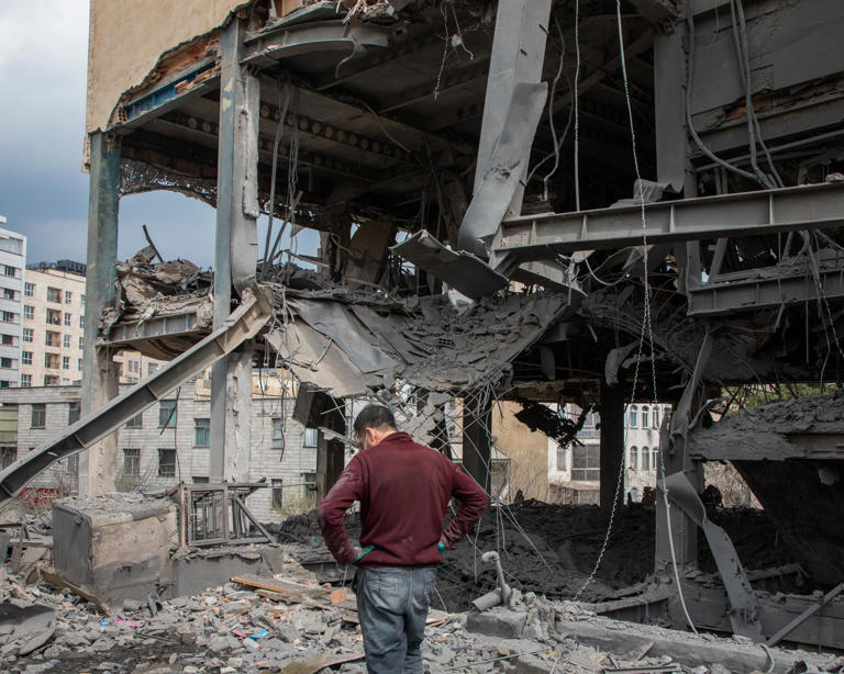  Trump says he wants to 'take the oil' in Iran and could seize Kharg Island 'easily'