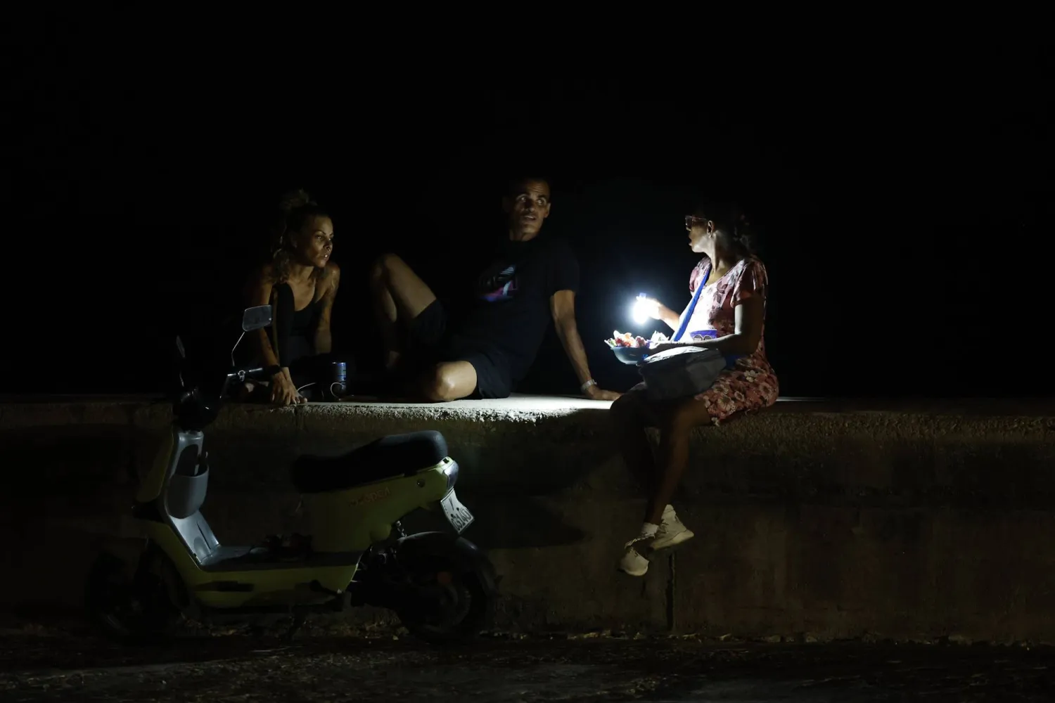 Cuba Plunges into Darkness as Electric Grid Collapses