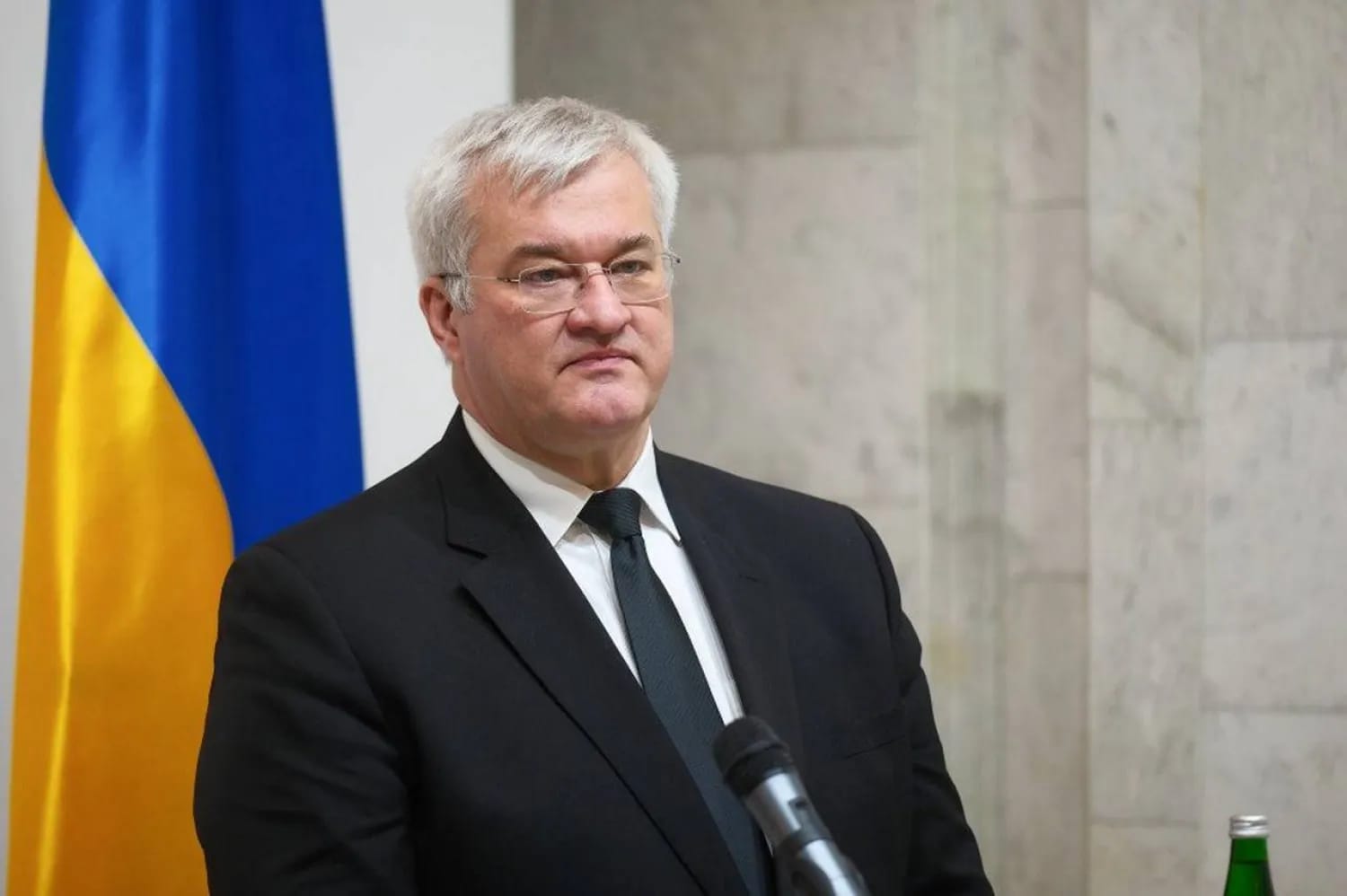 Ukraine's ceasefire offer "serious proposal" to end crisis: FM